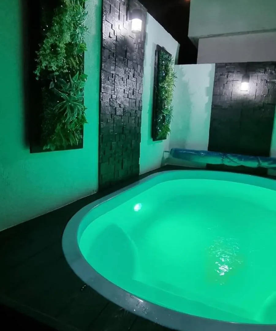 הוילה ויר Tiny Pool House קרואטיה
